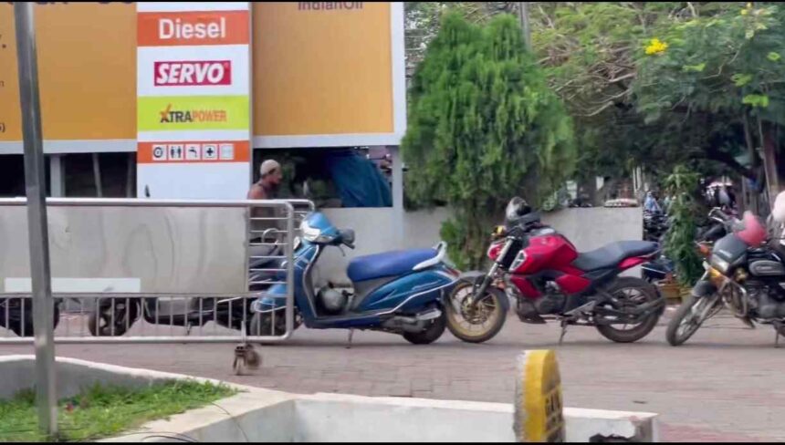 Petrol price hike leads to a long queue at a petrol pump in Bhubaneswar